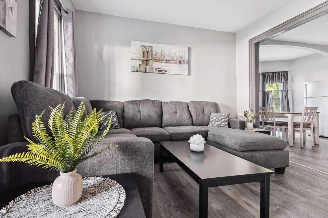 Spacious 6Br 2Ba Minutes For The Falls & Casino Niagara Falls Bagian luar foto